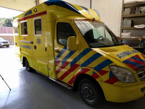 Mercedes Tygis ambulance belettering