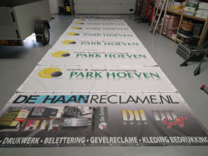 Lucht doorlatende zeildoeken / tennisdoeken