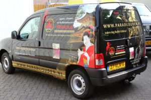 autobelettering bus paradijs uden