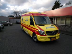 EMS Mercedes Sprinter busbelettering