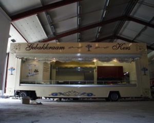 Belettering gebakkraam Kers