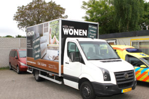 Belettering wrapping bakwagen Het Adres